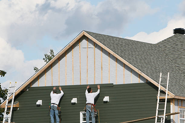Professional Siding Replacement technician working in Crescent, PA